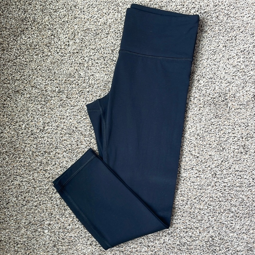Athleta Elation Capri 21” Legging